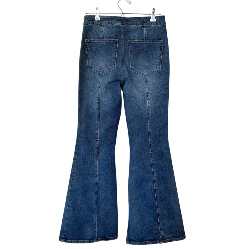 Vanilla Star Medium Wash Flare Jeans Size 5/27 Retro Boho Mid Rise Stretch Denim